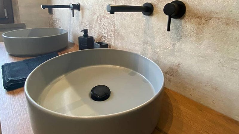 Kopalniška oprema – Salon Delfin Novo mesto